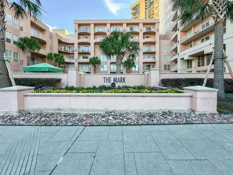 3505 Sage Road 2403 Houston TX 77056