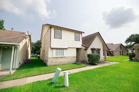 1907 Country Village Boulevard B Humble TX 77338