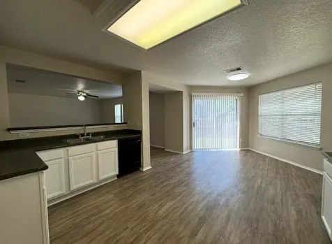 619 Mathis Meadow San Antonio TX 78251