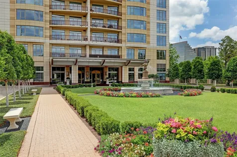 1000 Uptown Park Boulevard 101 Houston TX 77056