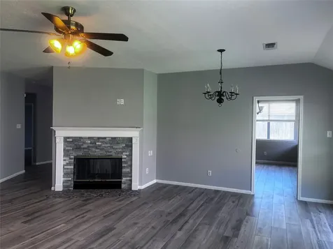 1810 Village Court Lane Rosenberg TX 77471