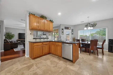1901 Navajo Drive Deer Park TX 77536