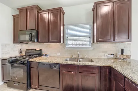9815 Shimmering Lakes Drive Rosharon TX 77583