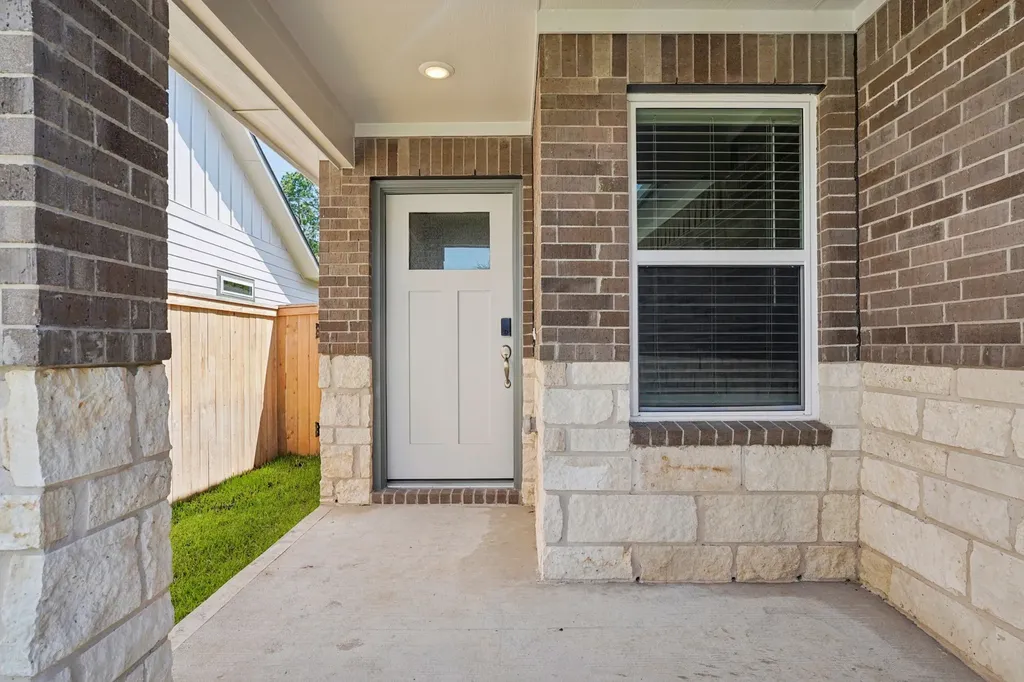 408 Sunrise Ranch Drive Montgomery TX 77316