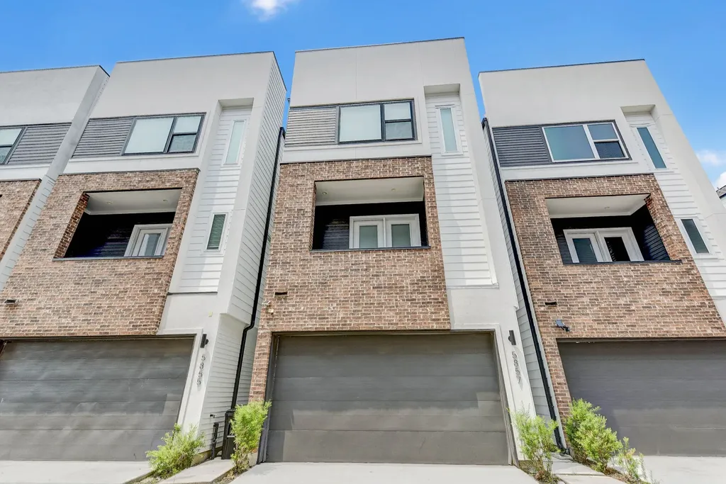 5857 Dolores Street Houston TX 77057