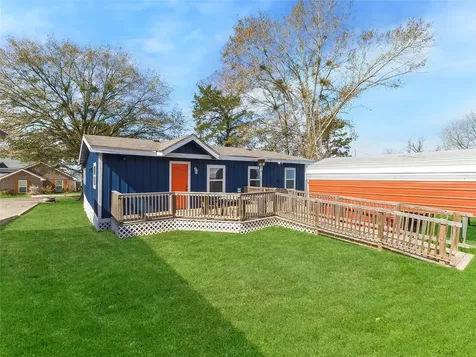 157 Lakeview Drive S Livingston TX 77351