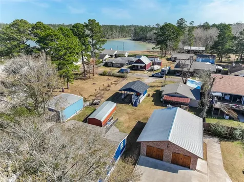 157 Lakeview Drive S Livingston TX 77351