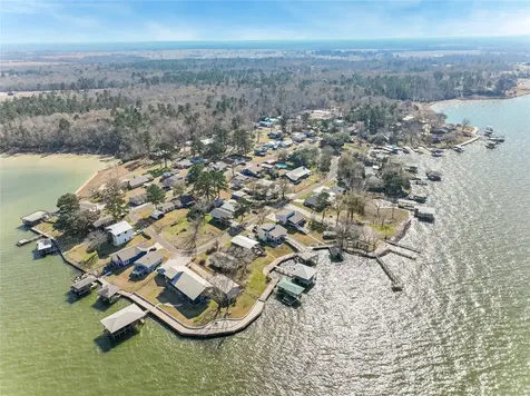 157 Lakeview Drive S Livingston TX 77351
