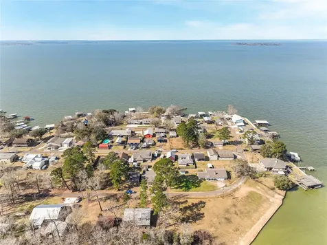 157 Lakeview Drive S Livingston TX 77351