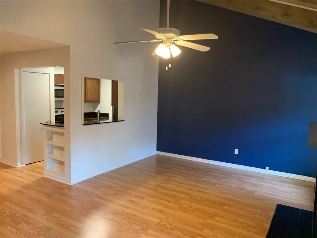 1100 Augusta Drive 18 Houston TX 77057
