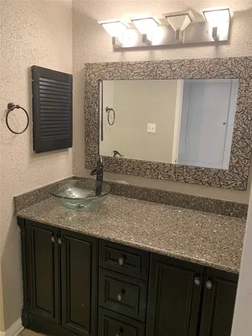1100 Augusta Drive 18 Houston TX 77057