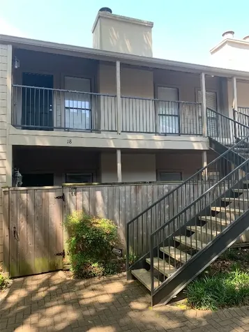 1100 Augusta Drive 18 Houston TX 77057