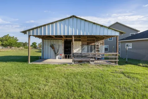 10269 Highway 90 Bedias TX 77831