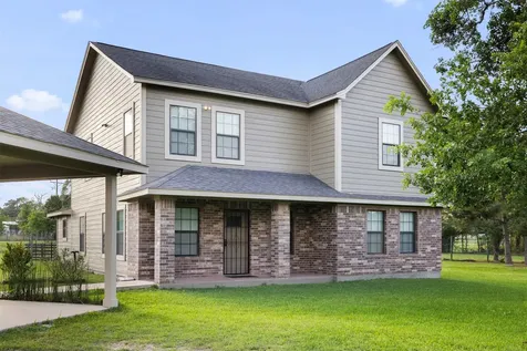 10269 Highway 90 Bedias TX 77831