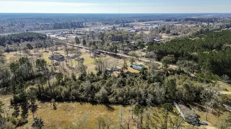 378 County Road 381 Cleveland TX 77328