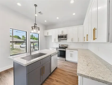 4818 Paula Street A Houston TX 77033