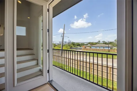 2806 Mills Street Houston TX 77026