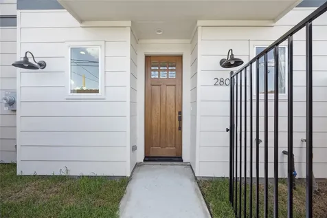 2806 Mills Street Houston TX 77026