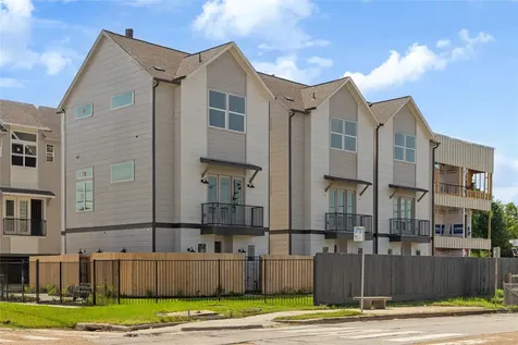 2806 Mills Street Houston TX 77026
