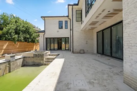 5324 Holly Springs Drive Houston TX 77056