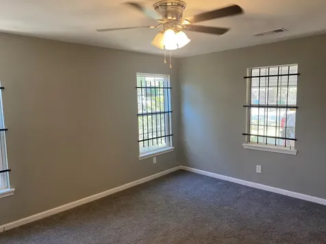 5962 Southwind Street Houston TX 77033