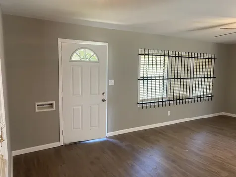 5962 Southwind Street Houston TX 77033