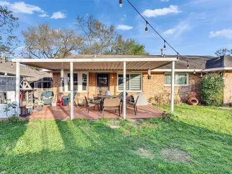 7282 Shady Corners Lane Houston TX 77040