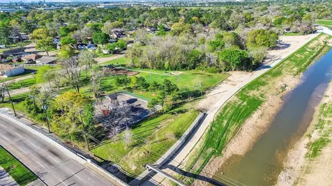 7282 Shady Corners Lane Houston TX 77040
