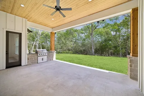 9509 Forest Trace Plantersville TX 77363