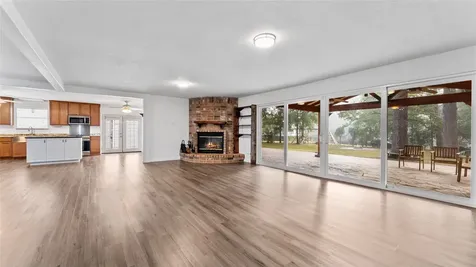 402 Placid Lake Lane Magnolia TX 77354
