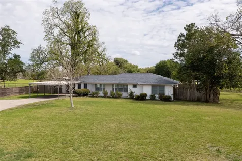 1327 Hodges Lane Wharton TX 77488