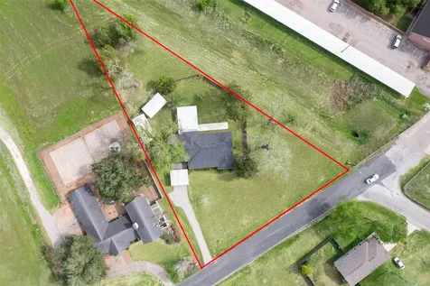 1327 Hodges Lane Wharton TX 77488