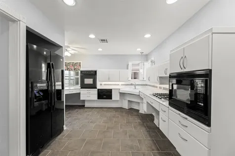 1327 Hodges Lane Wharton TX 77488