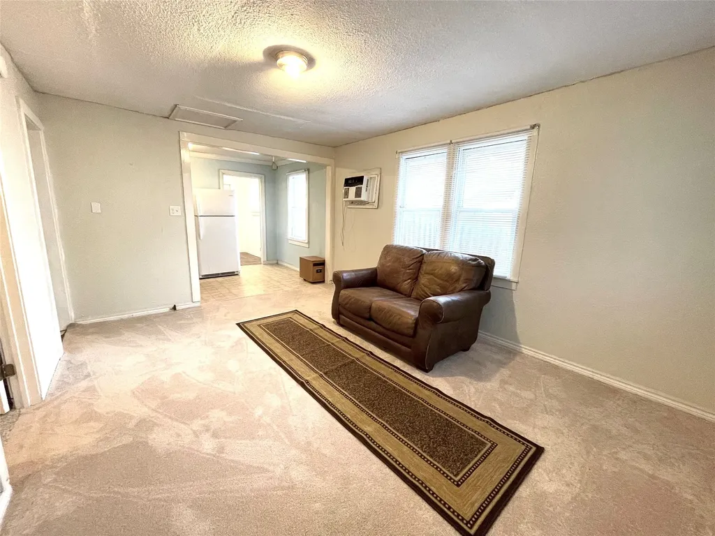 1828 W Mill Street SW New Braunfels TX 78130