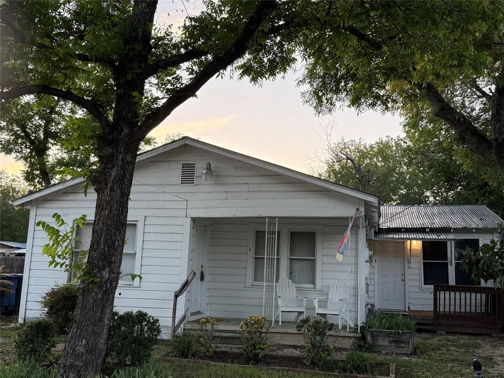 1828 W Mill Street SW New Braunfels TX 78130