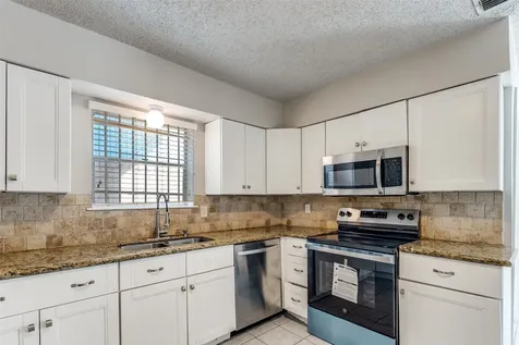 7218 Jadewood Drive Houston TX 77088