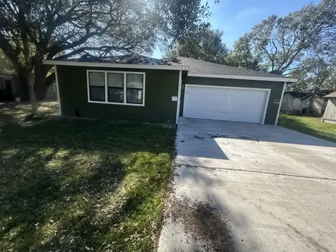 807 Erin Street El Campo TX 77437