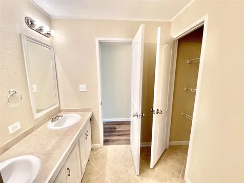 11720 W Small Oak Lane Willis TX 77378