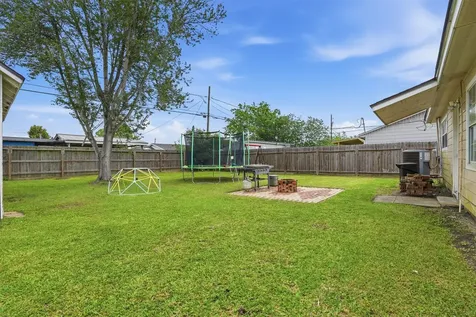 2117 Estate Drive Deer Park TX 77536