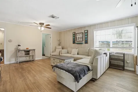 2117 Estate Drive Deer Park TX 77536