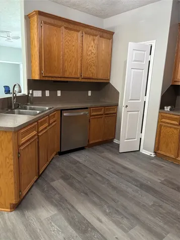 211 Oaks Grande Drive Baytown TX 77523