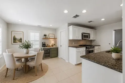 922 W Heights Hollow Lane W Houston TX 77007