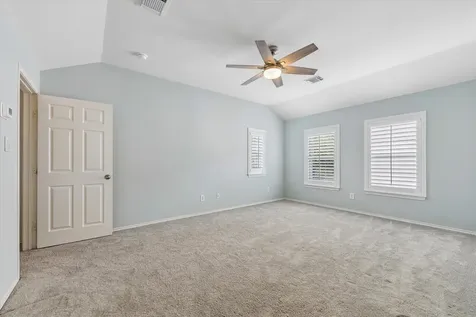 922 W Heights Hollow Lane W Houston TX 77007