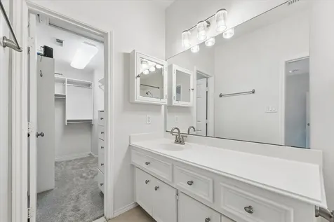 922 W Heights Hollow Lane W Houston TX 77007