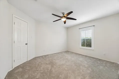 922 W Heights Hollow Lane W Houston TX 77007