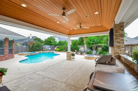 2735 Driftwood Drive Manvel TX 77578