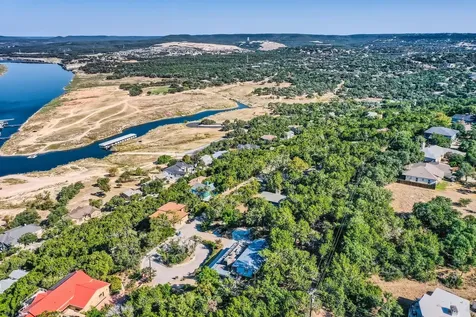 6101 Lakeshore Drive Lago Vista TX 78645