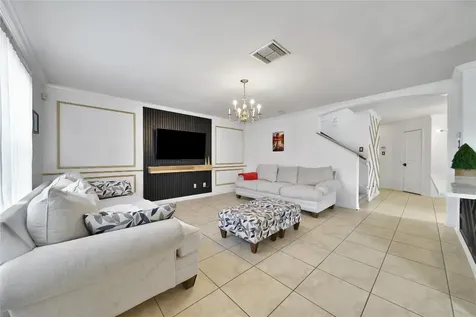 611 Remwick Drive Houston TX 77073
