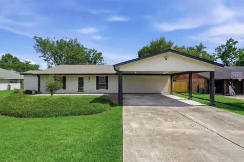 114 Caldwell Street Baytown TX 77520