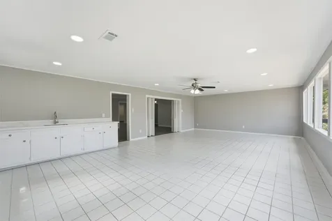 114 Caldwell Street Baytown TX 77520